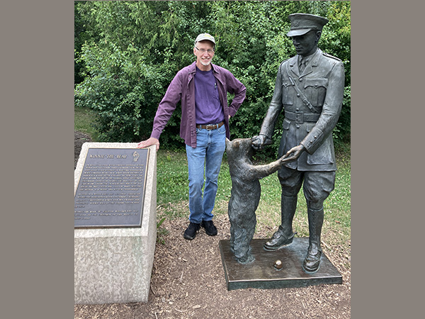 David LaRochelle visited the statue of the real Winnie-the-Pooh in Winnipeg.